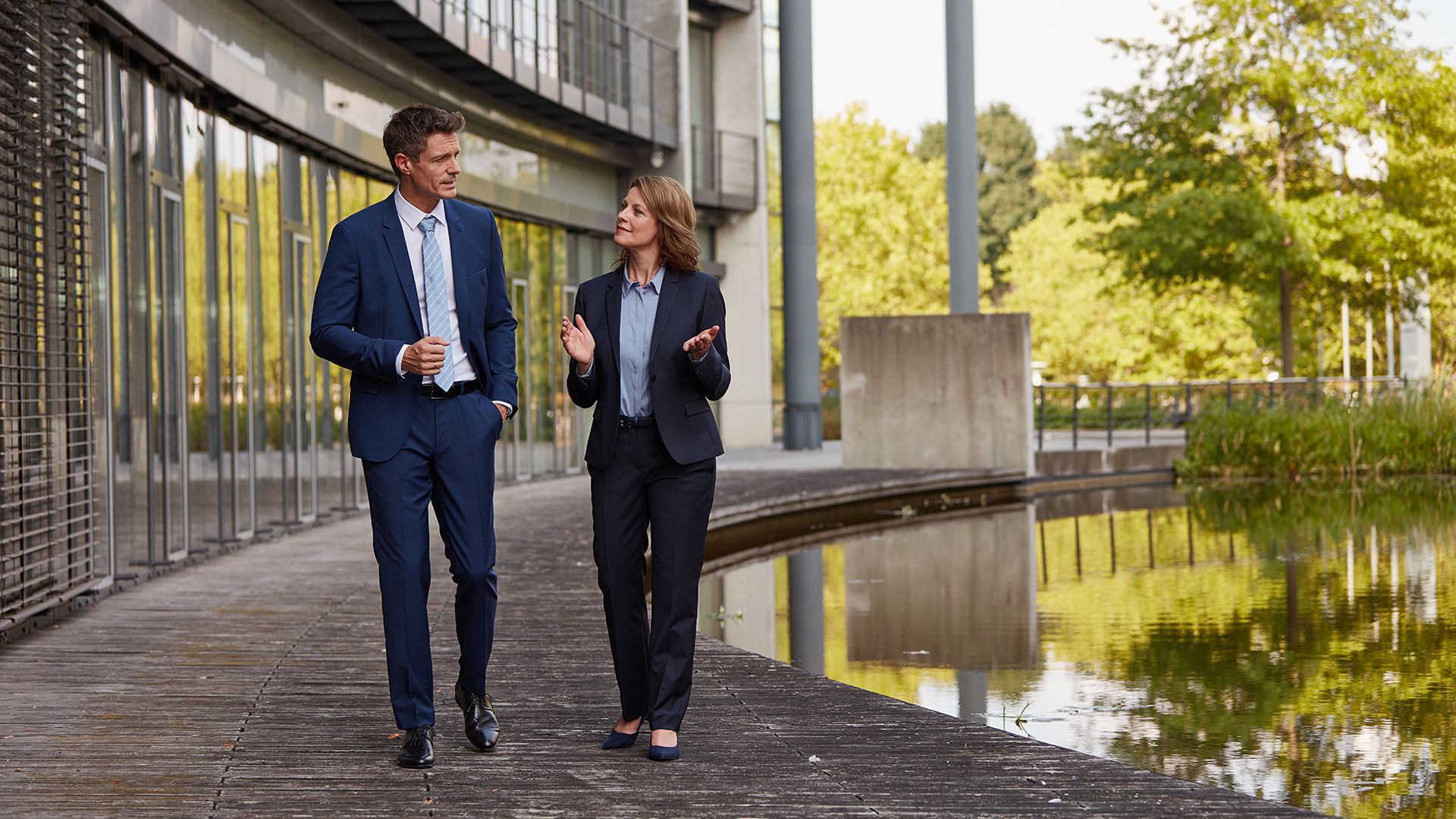 apobank firmenkunden referenzen mann frau