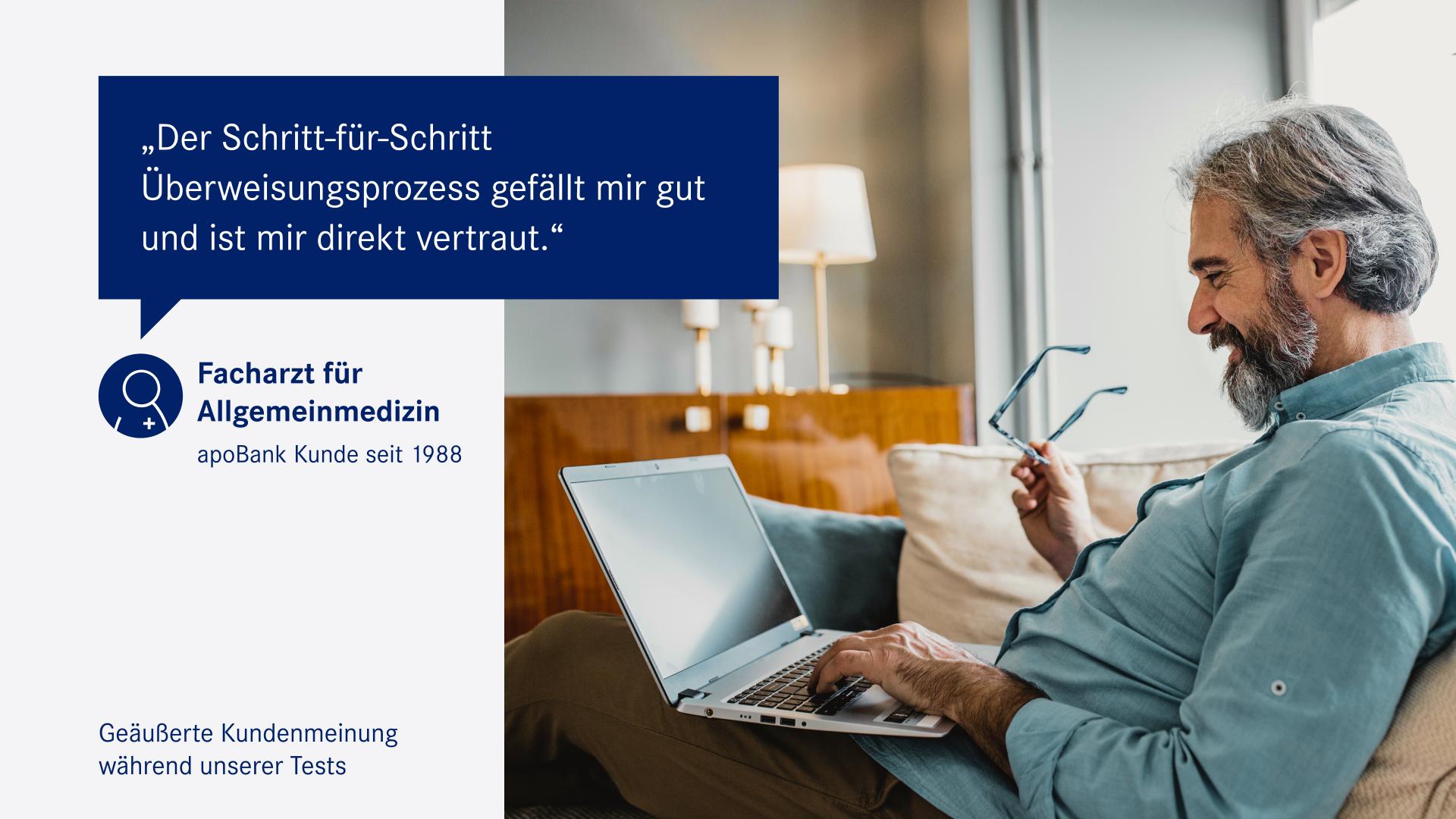 Foto: Mann mit Brille und Laptop gefällt der Schritt für Schritt Überweisungsprozess